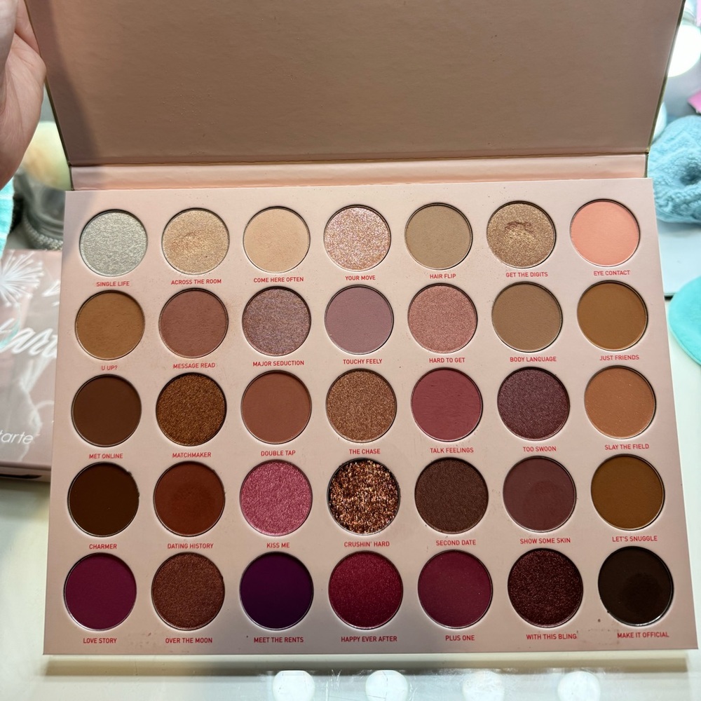 Morphe 35XO artistry palette